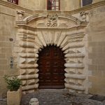 uzes