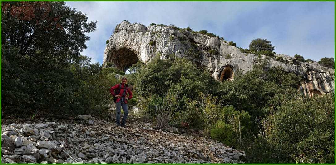 L’Arche de Frèguié par le Vallon de Combrès